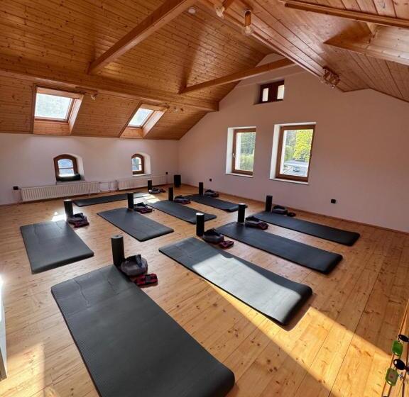 بنسيون Feelmountains