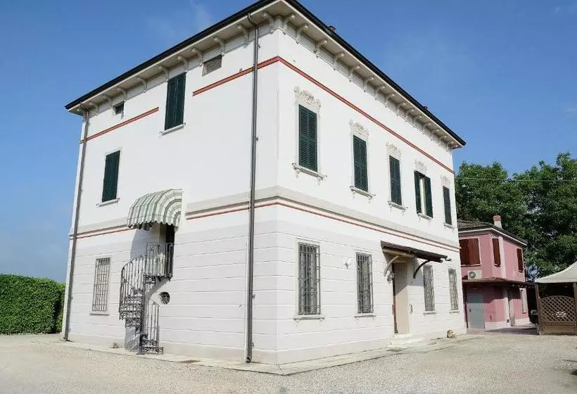 Majatalo Corte Fitti