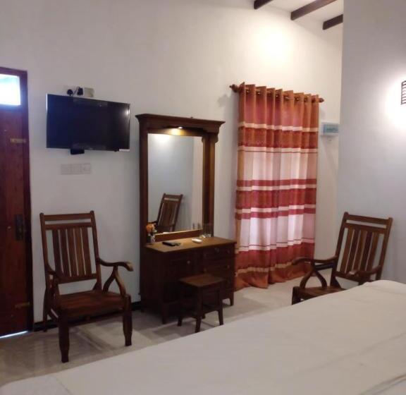 Panzió Neel S Guest House