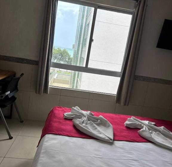 Quarto De Hotel Com Café Da Manhã