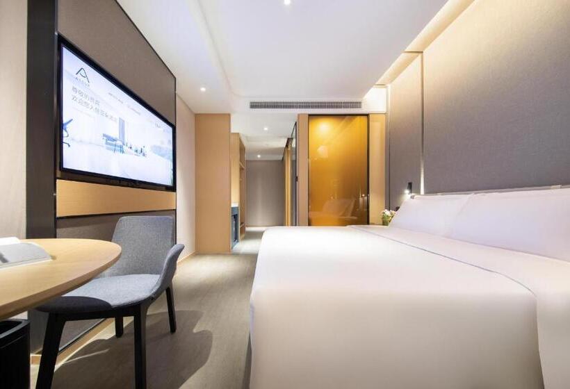 Atour Hotel Nanjing Drum Town Qingliang Gate