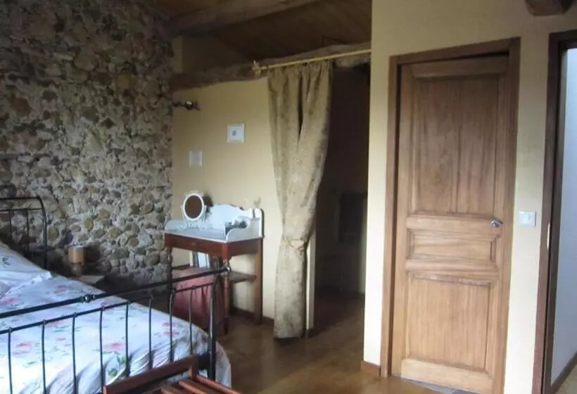 Aamiaismajoitus (B&B) La Ferme Du Bascou