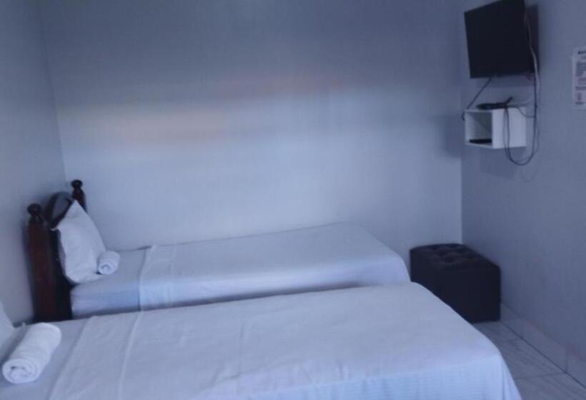 Bed and Breakfast Pousada Auroranascerdosol