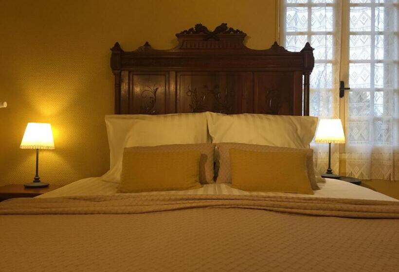 住宿加早餐  Rue Du Château