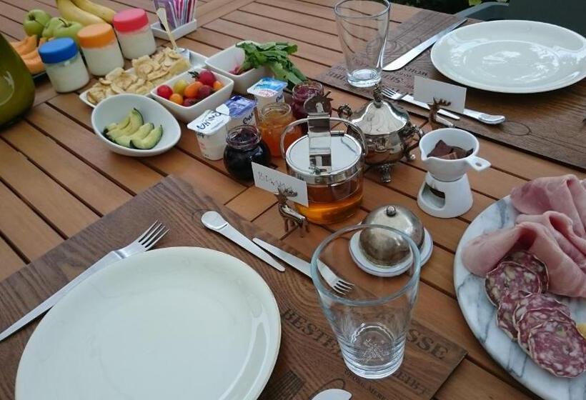 住宿加早餐  Rue Du Château