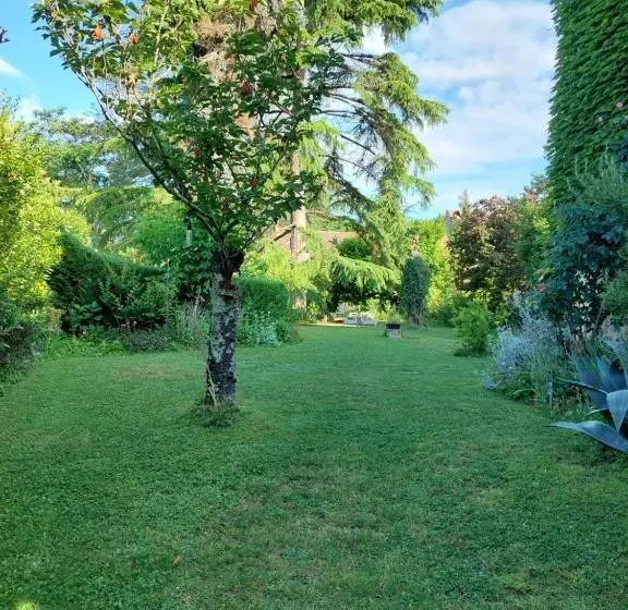 Aamiaismajoitus (B&B) Rue Du Château