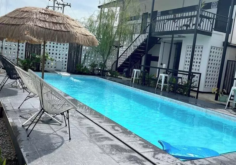 ホテル Penguin Villa Resort & Bistro