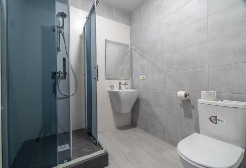 Hotel Qzone Family Club санжейка