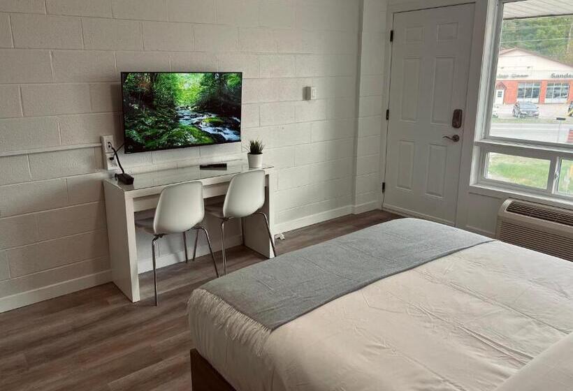 فندق Stay Inn Muskoka