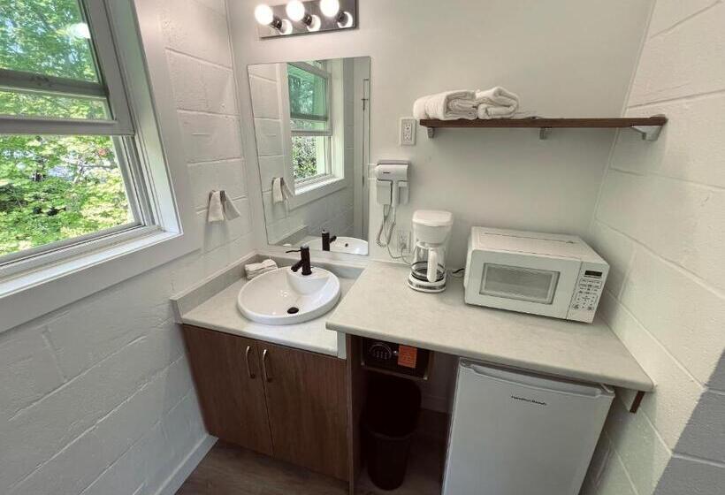 فندق Stay Inn Muskoka