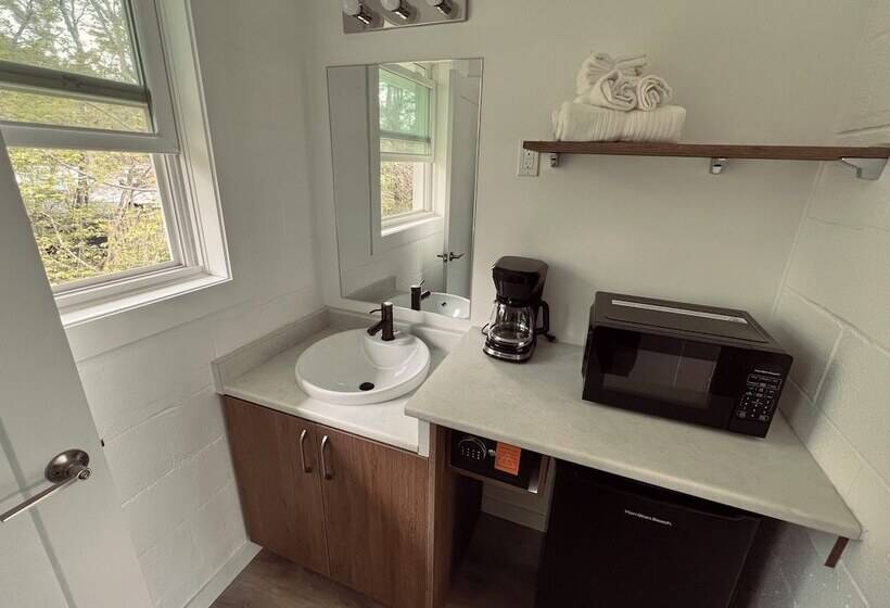 فندق Stay Inn Muskoka