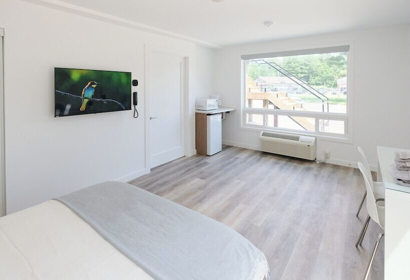 فندق Stay Inn Muskoka