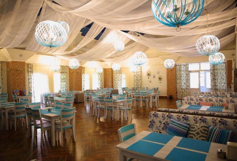 هتل Talisman Village