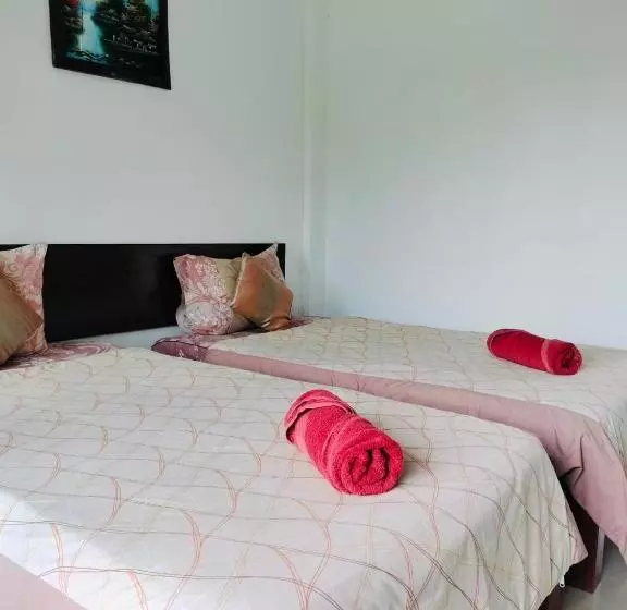 Jigsaw Cafe & Resort