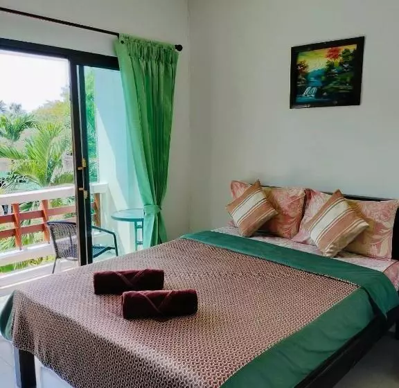 Jigsaw Cafe & Resort