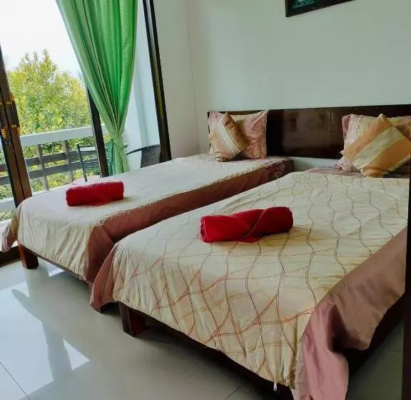 Jigsaw Cafe & Resort