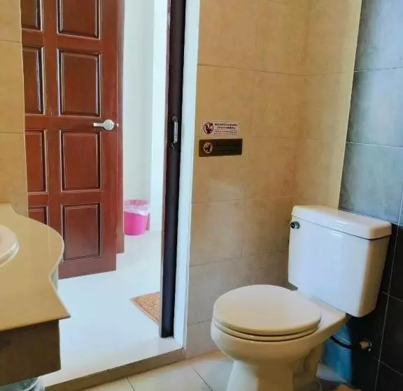 Jigsaw Cafe & Resort