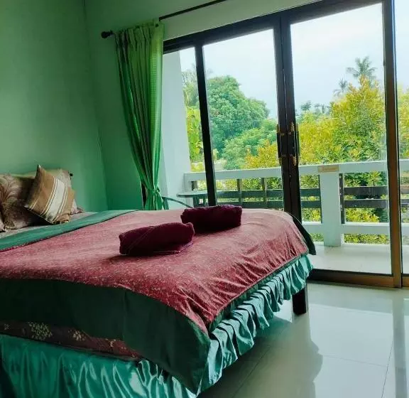 Jigsaw Cafe & Resort