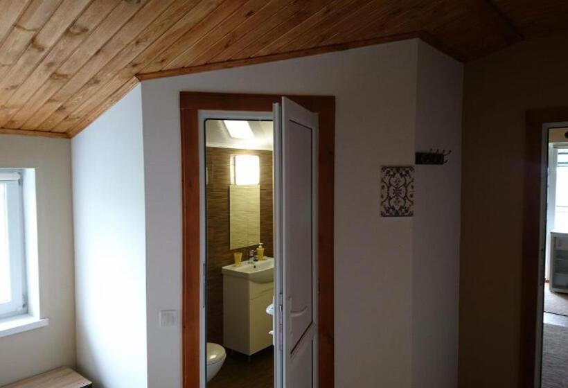 پانسیون Guest House Dacha