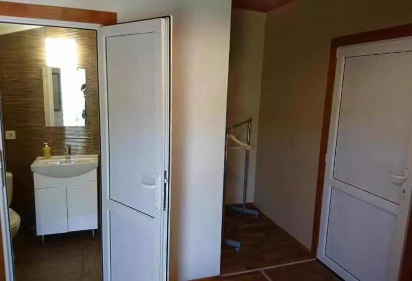 پانسیون Guest House Dacha