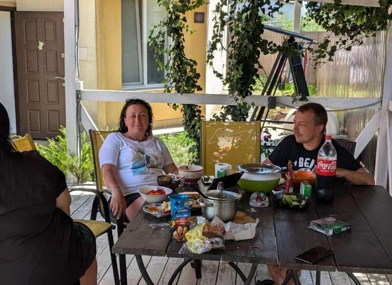 پانسیون Guest House Dacha