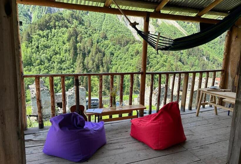 پانسیون Tamazi Guest House