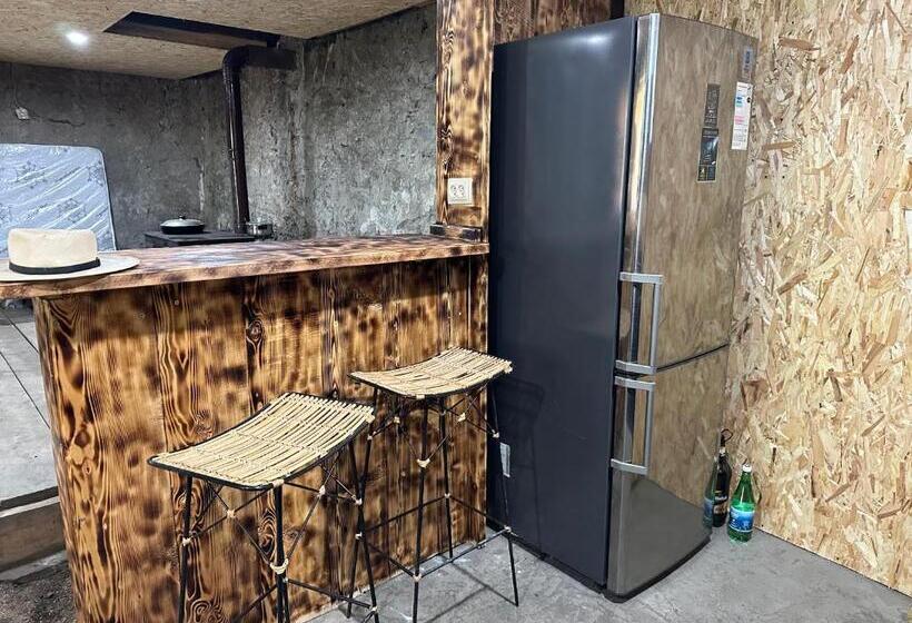 پانسیون Tamazi Guest House