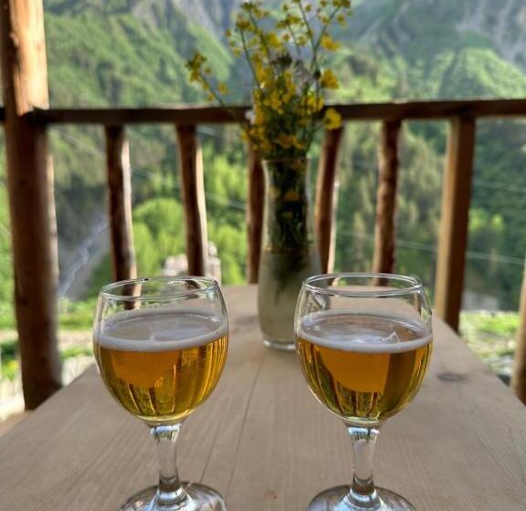 پانسیون Tamazi Guest House