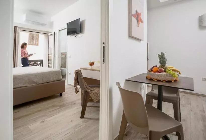 ペンション Trèsor