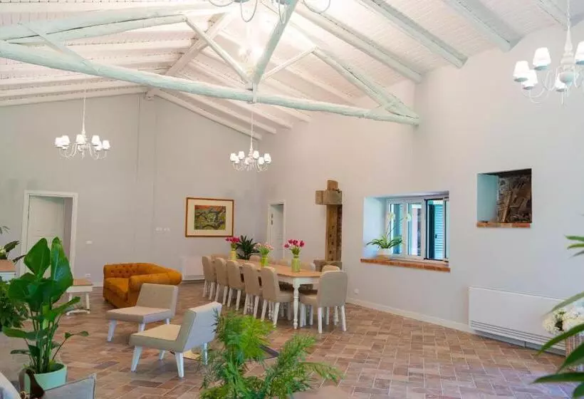 ペンション Villa Cammà   Country Villa With 4 Bedrooms And Pool