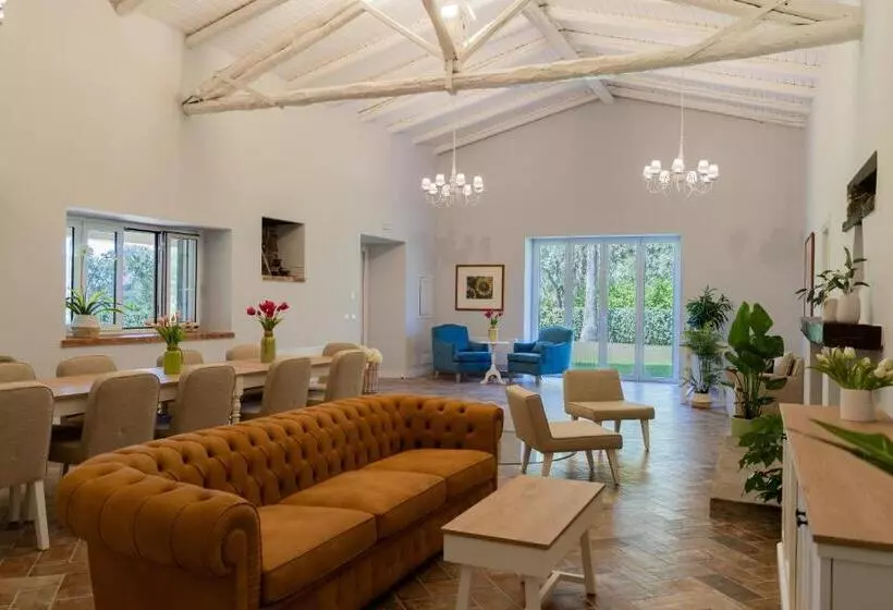 ペンション Villa Cammà   Country Villa With 4 Bedrooms And Pool