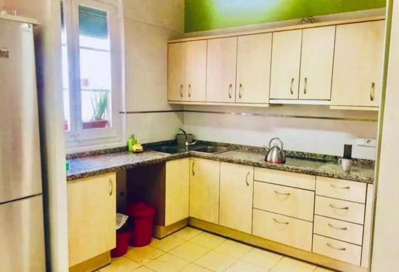 هاستل La Nau Rooms