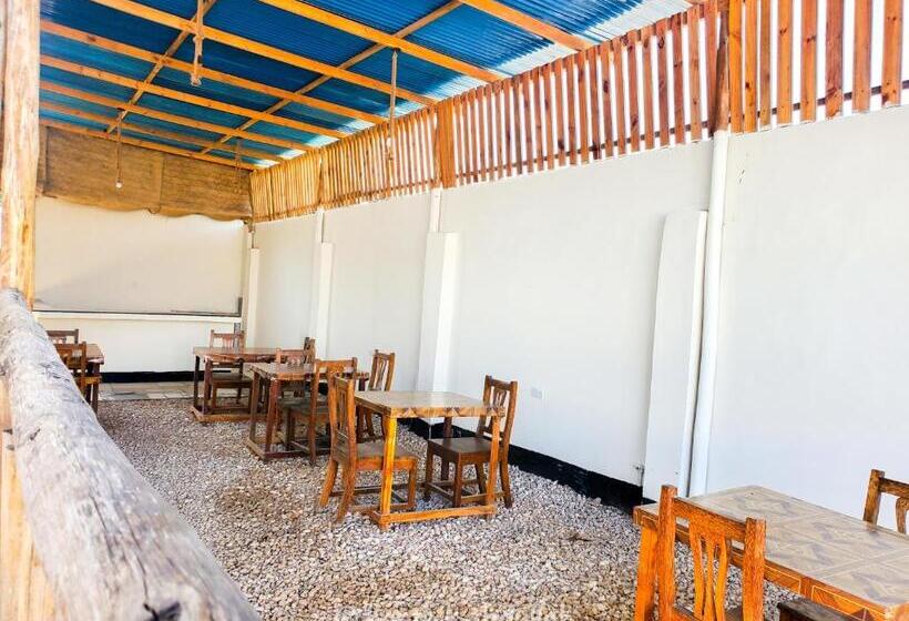 تختخواب و صبحانه Raha House