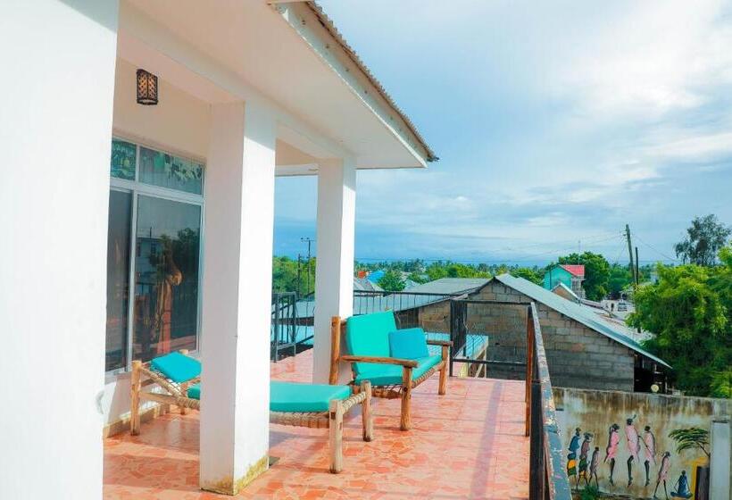 تختخواب و صبحانه Raha House