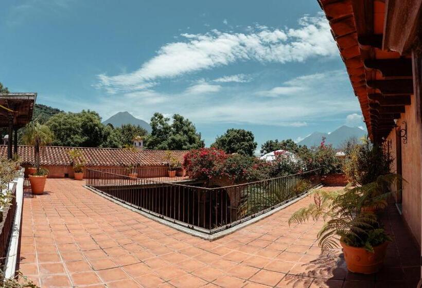 تختخواب و صبحانه Sharazade Boutique Stay Pool Magical Setting