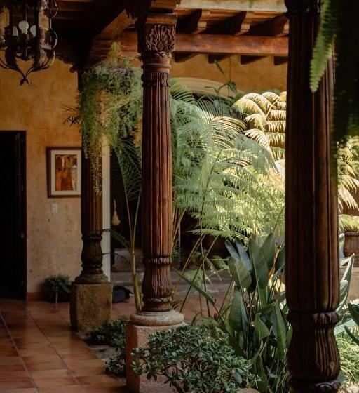 تختخواب و صبحانه Sharazade Boutique Stay Pool Magical Setting