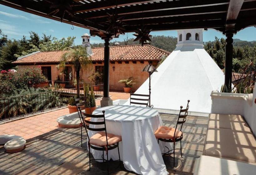 تختخواب و صبحانه Sharazade Boutique Stay Pool Magical Setting