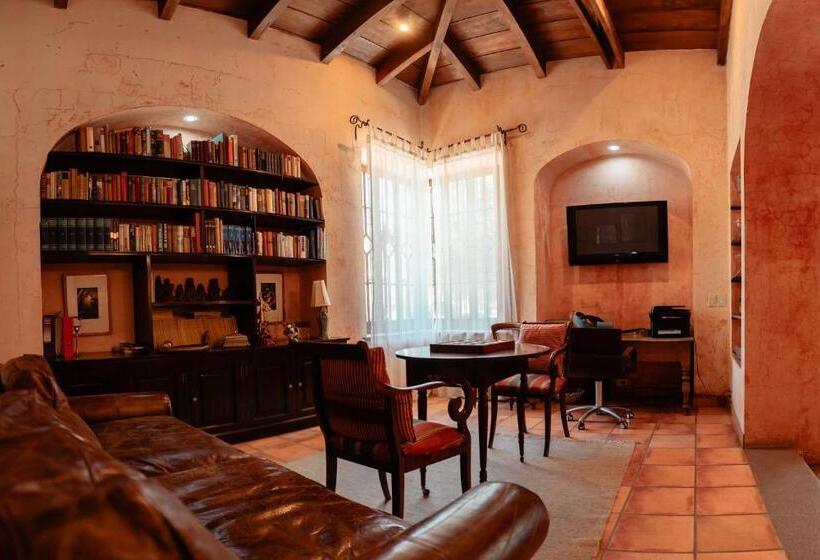 تختخواب و صبحانه Sharazade Boutique Stay Pool Magical Setting