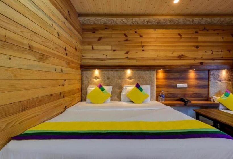 Grg Hotel Vinayak Nainital Near Naini Lake With Mountain View Mall Road