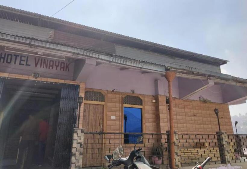 Grg Hotel Vinayak Nainital Near Naini Lake With Mountain View Mall Road