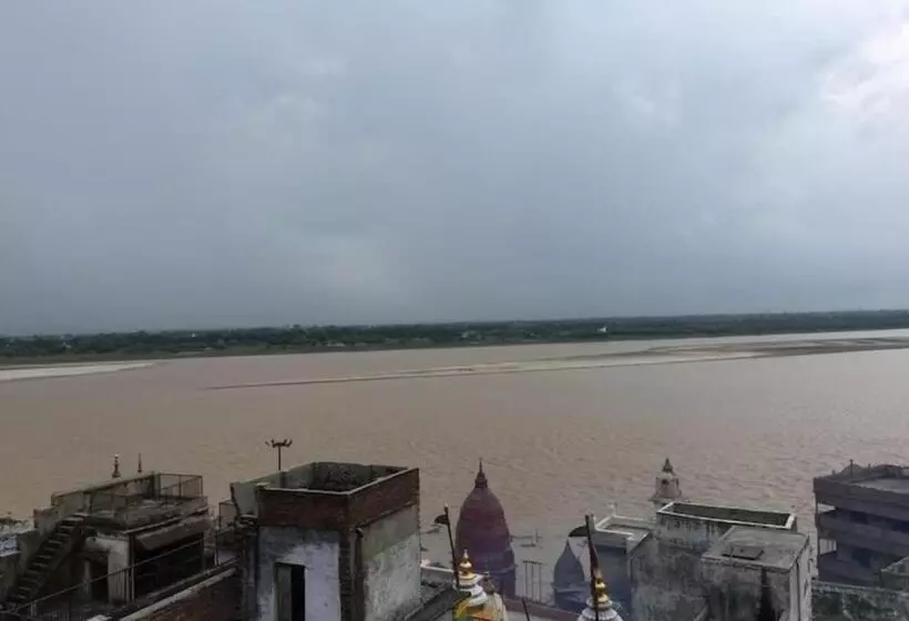 هتل Goroomgo Shanti Guest House Varanasi Near Ganga Ghat