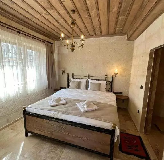 Hotelli Library Cave House