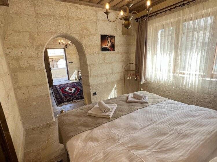 酒店 Library Cave House