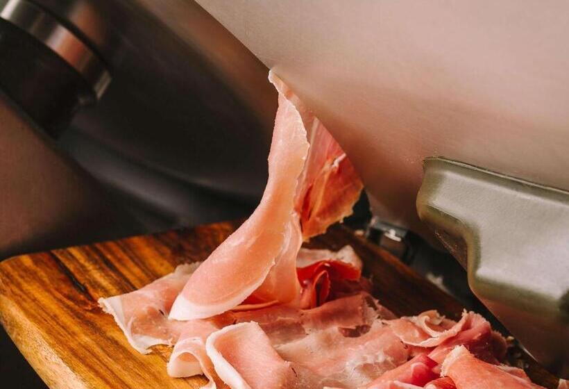 Hotel Mercure Urabandai Resort & Spa