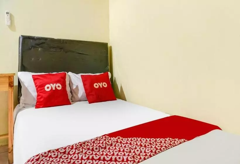 Hotelli Oyo Life 91335 Micheline Family 2 Syariah