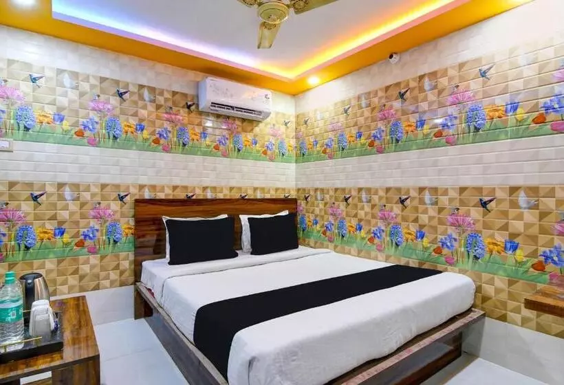 Hotelli Oyo Star Vip Inn Guest House