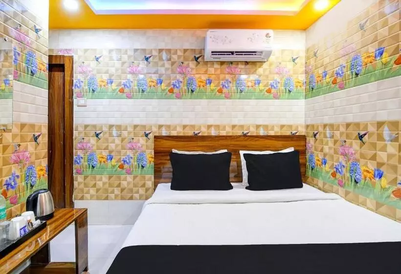 Hotelli Oyo Star Vip Inn Guest House