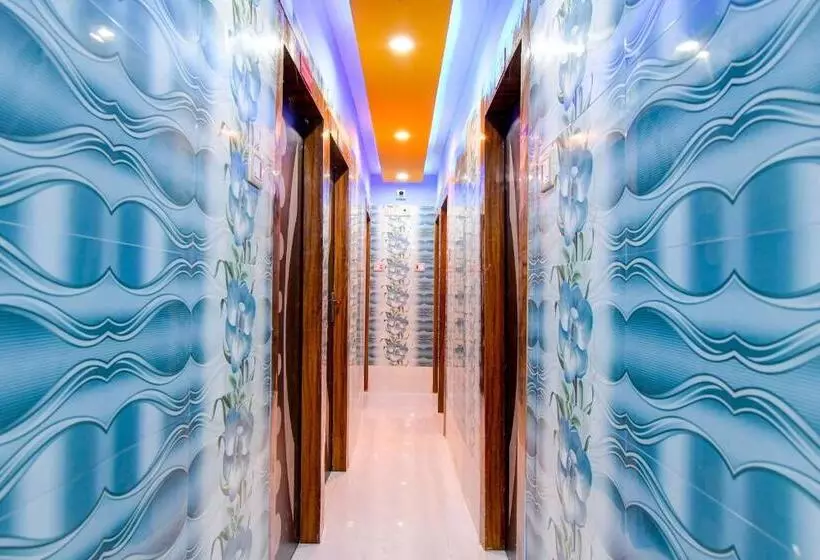 Hotelli Oyo Star Vip Inn Guest House