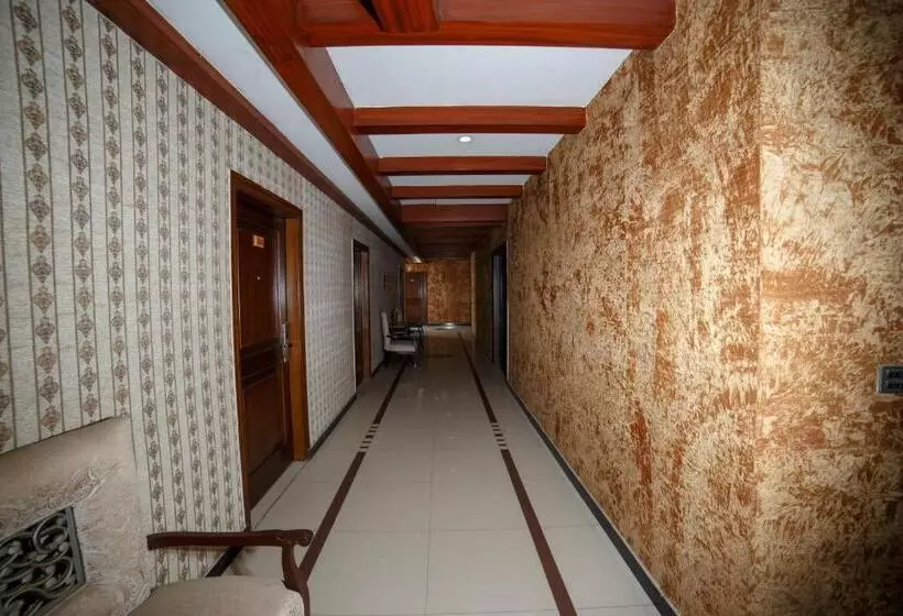 هتل Shelton S Rezidor Peshawar