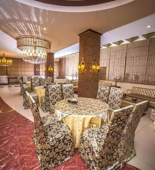 هتل Shelton S Rezidor Peshawar